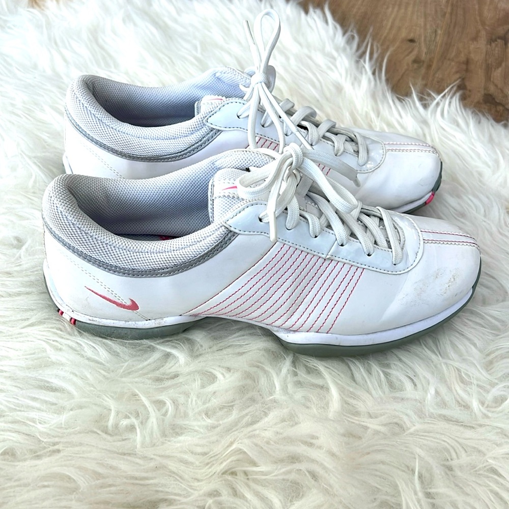 Nike power channel golfing shoes